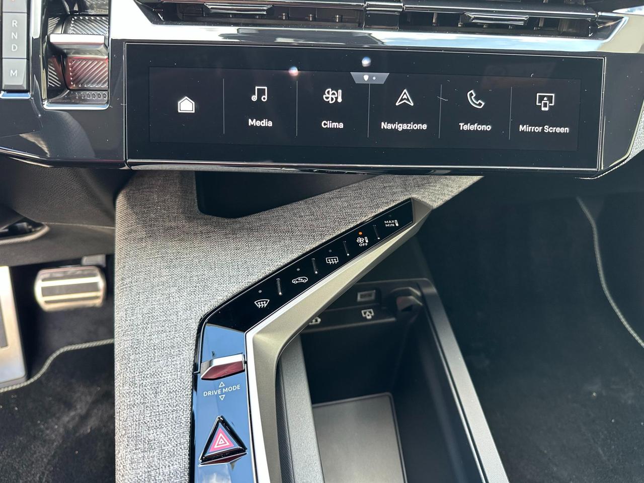 Peugeot 3008 1.2 hybrid GT 145cv e-dcs6