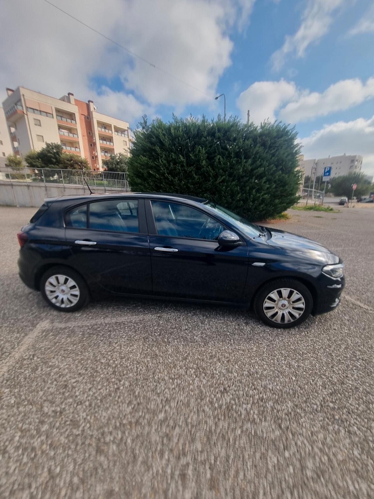 Fiat Tipo 1.6 Mjt S&S 5 porte Easy Business