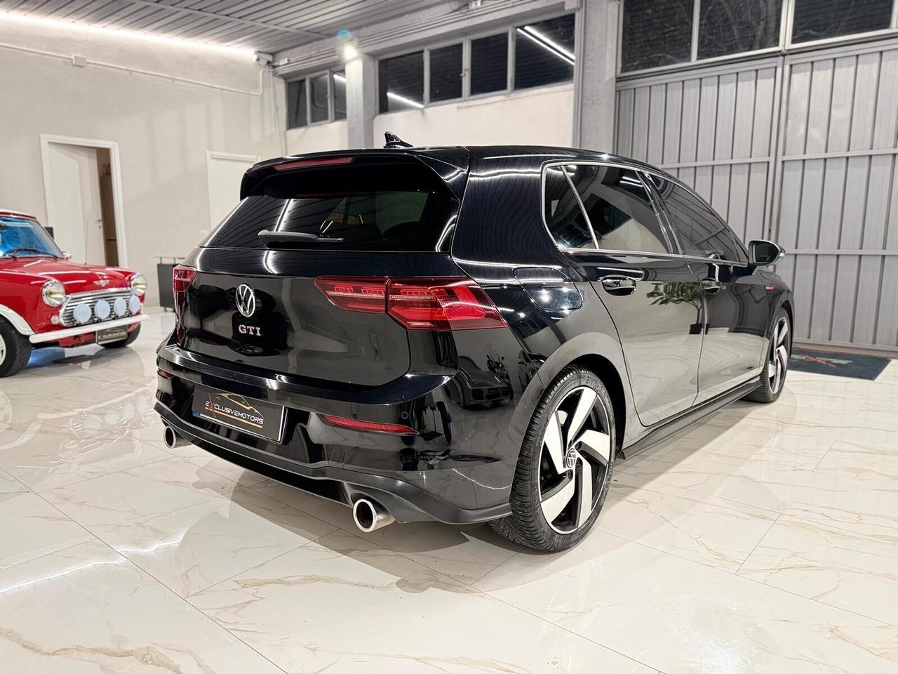 Volkswagen Golf GTI 2.0 TSI