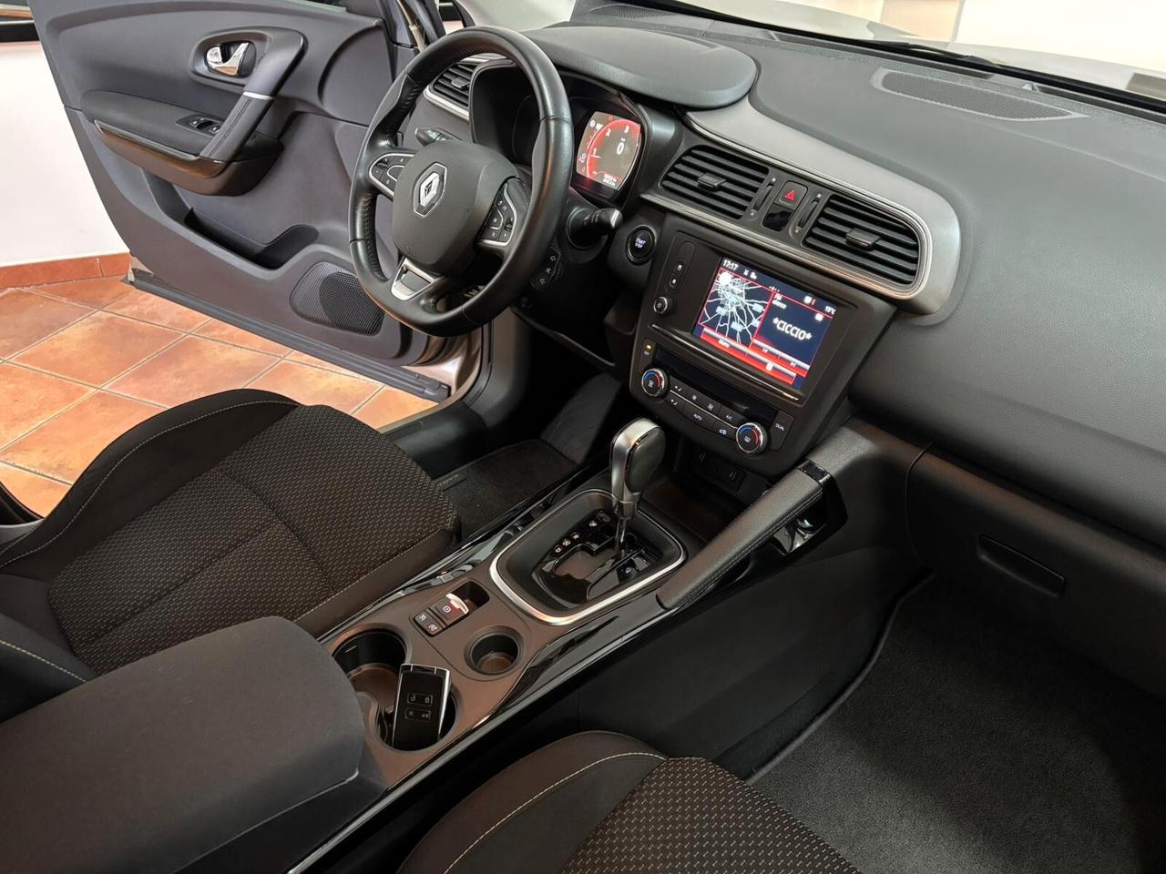 RENAULT KADJAR 10/2017 AUTOMATICA