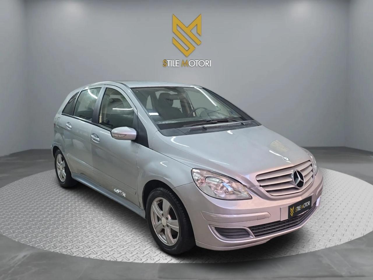 Mercedes-benz B 180 Mercedes Classe 180d StileMotori