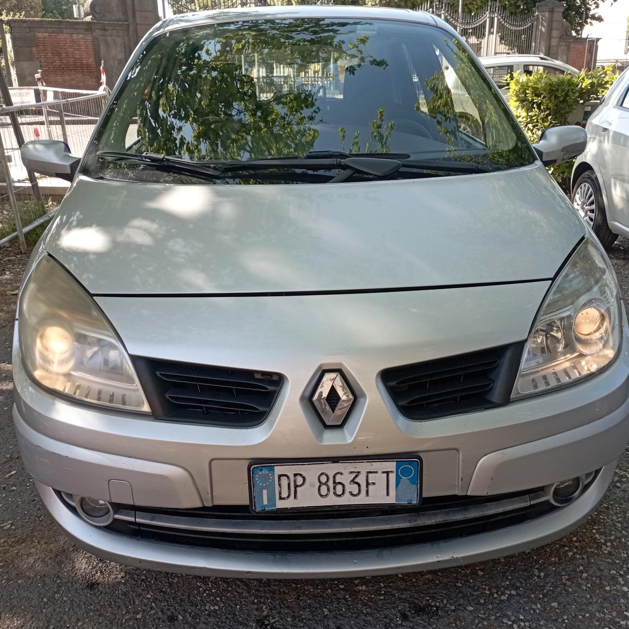 Renault Scenic Scénic 1.9 dCi/130CV Conquest