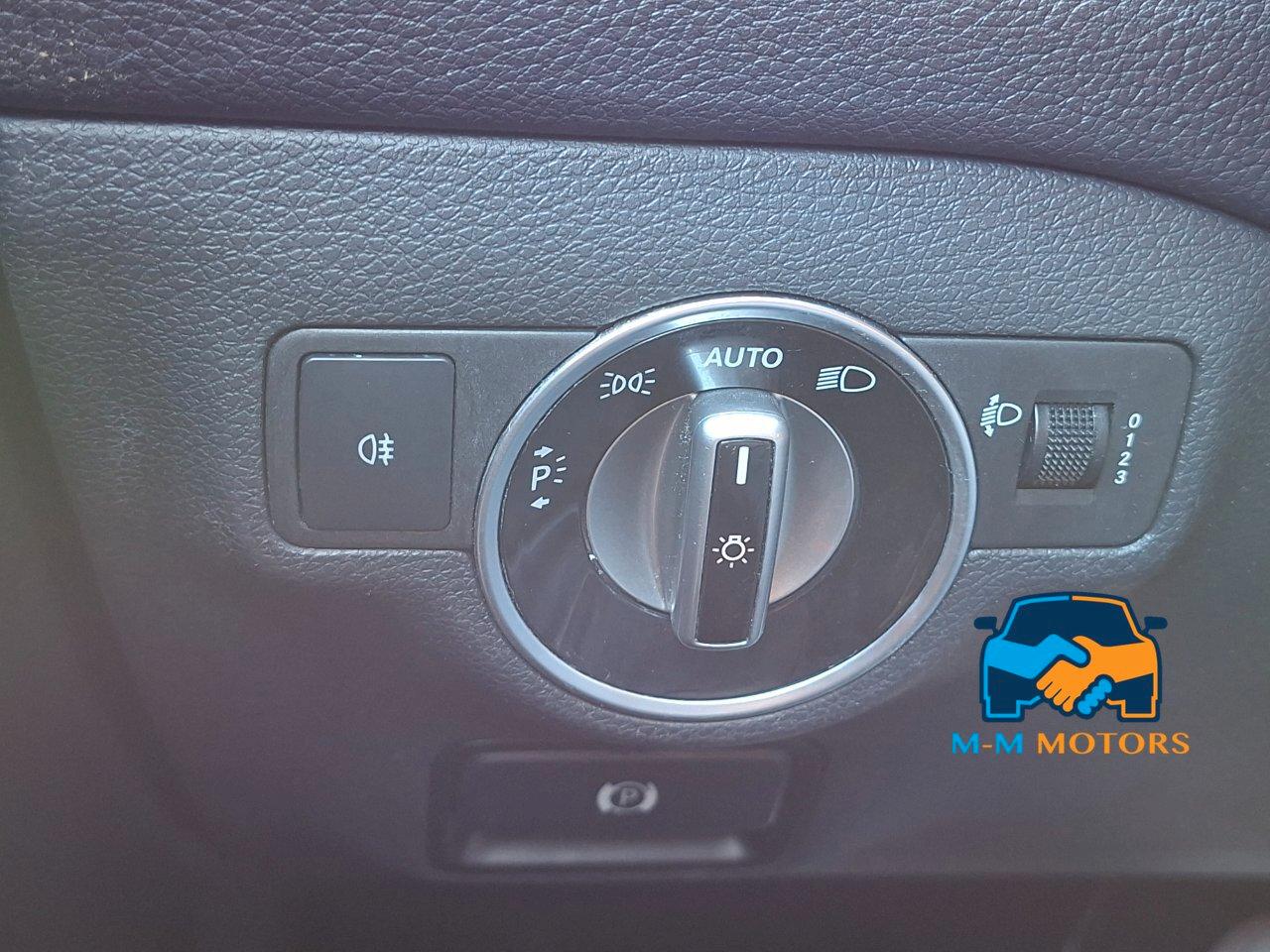 Mercedes GLA 180 Premium 4matic auto UNICO PROPRIETARIO
