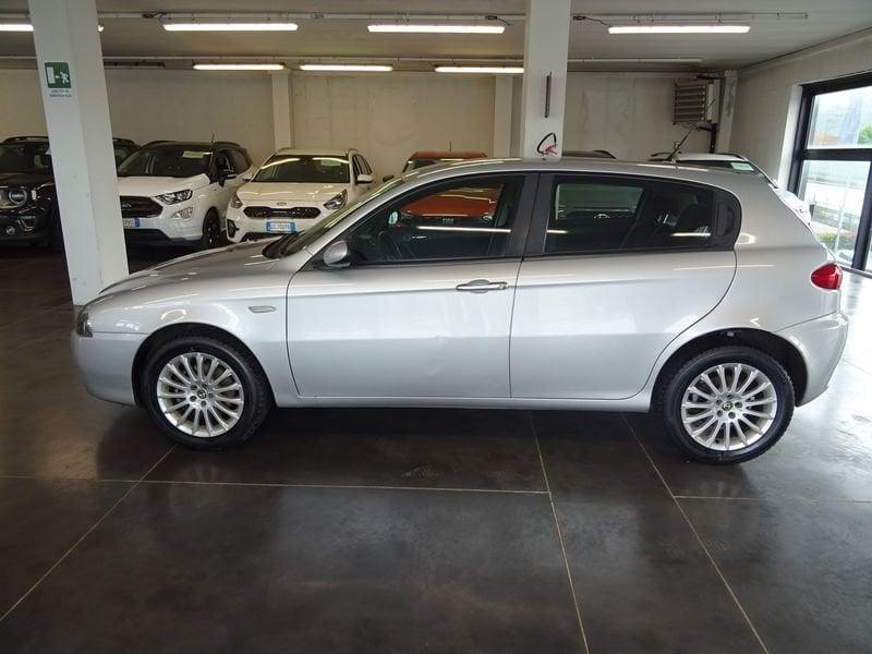 Alfa Romeo 147 147 1.9 JTD M-JET 16V 5 porte Dist.