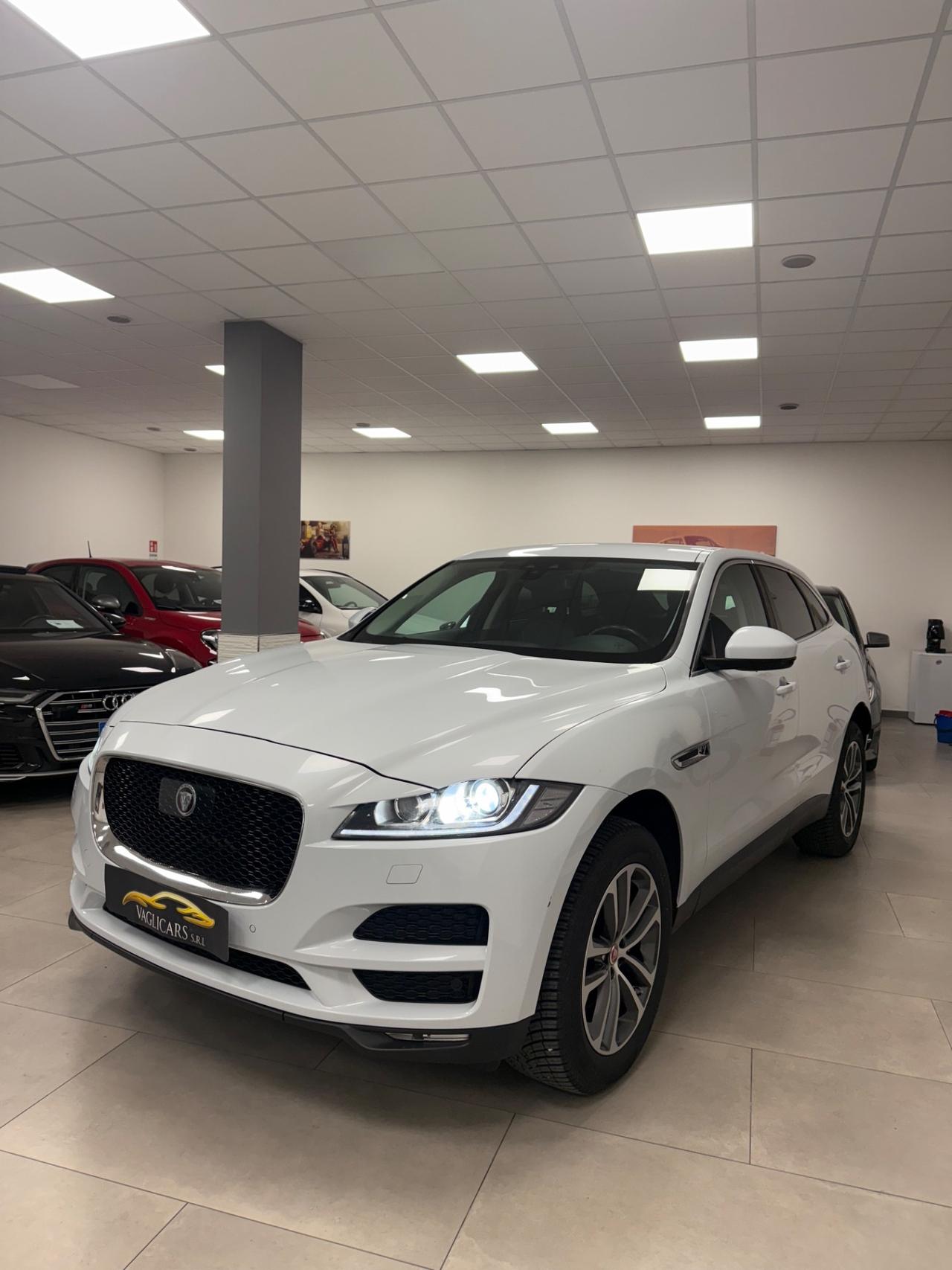 Jaguar F-Pace 2.0 D 180 CV AWD aut. R-Sport