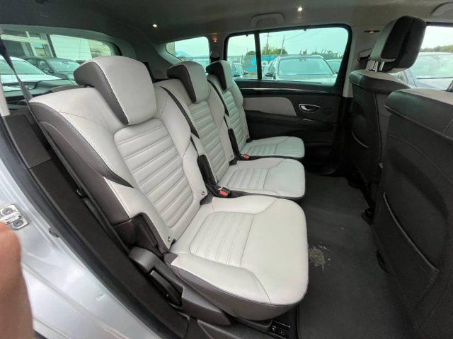 RENAULT Espace Blue dCi 160CV EDC Executive 4Control