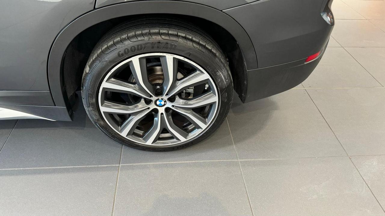 BMW X1 F48 2019 - X1 xdrive18d xLine