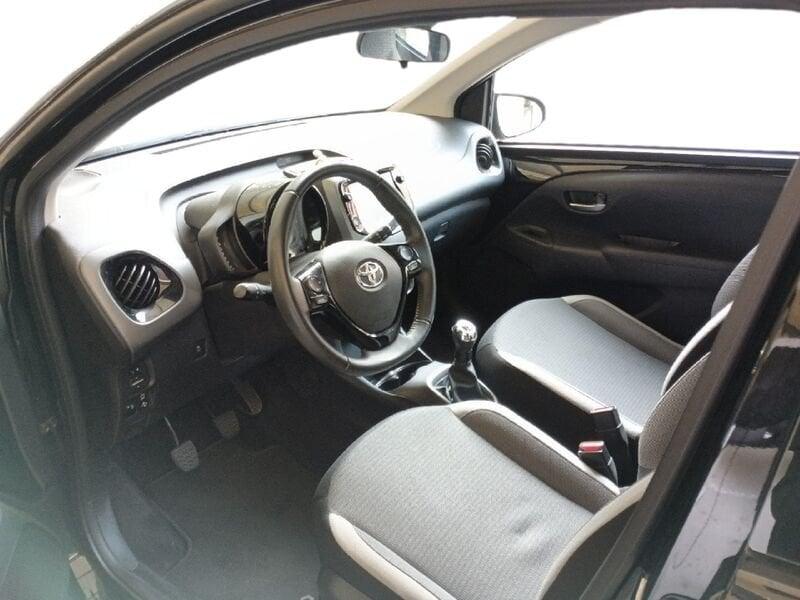Toyota Aygo Aygo Connect 1.0 VVT-i 72 CV 5 porte x-fun