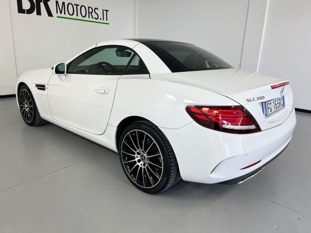 MERCEDES-BENZ SLC 200 Premium AMG Line