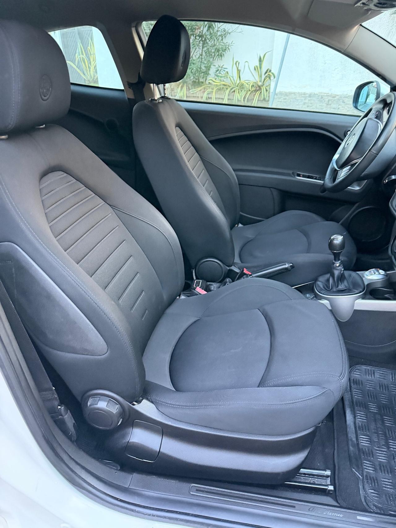 Alfa Romeo MiTo 1.3 JTDm 95 CV S&S Urban