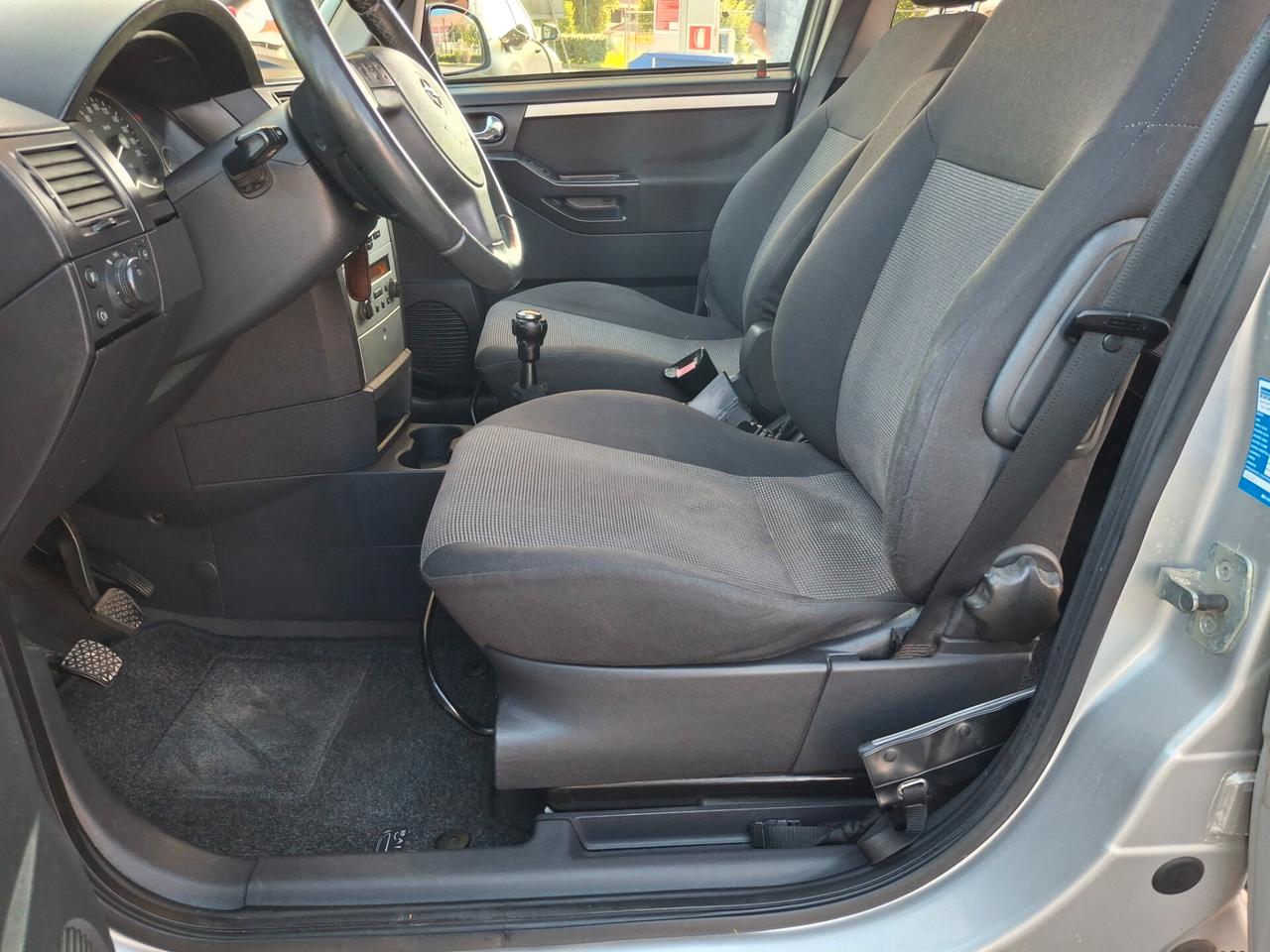Opel Meriva 1.7 DTI Cosmo-NEOPATENTATI