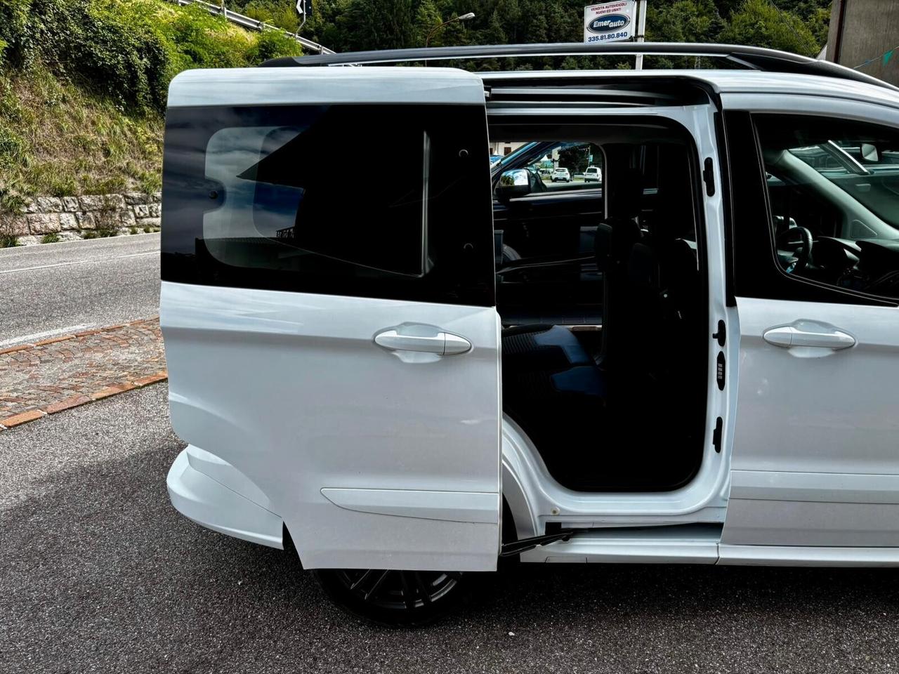 Ford Tourneo Courier 1.0 EcoBoost 100 CV Sport