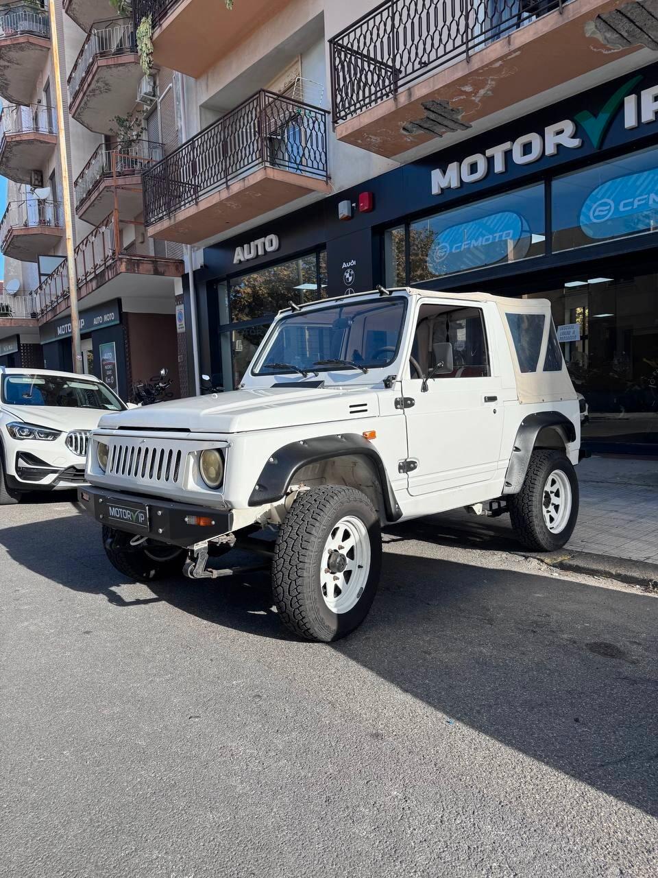 Suzuki SJ Samurai SJ410 Cabriolet De Luxe