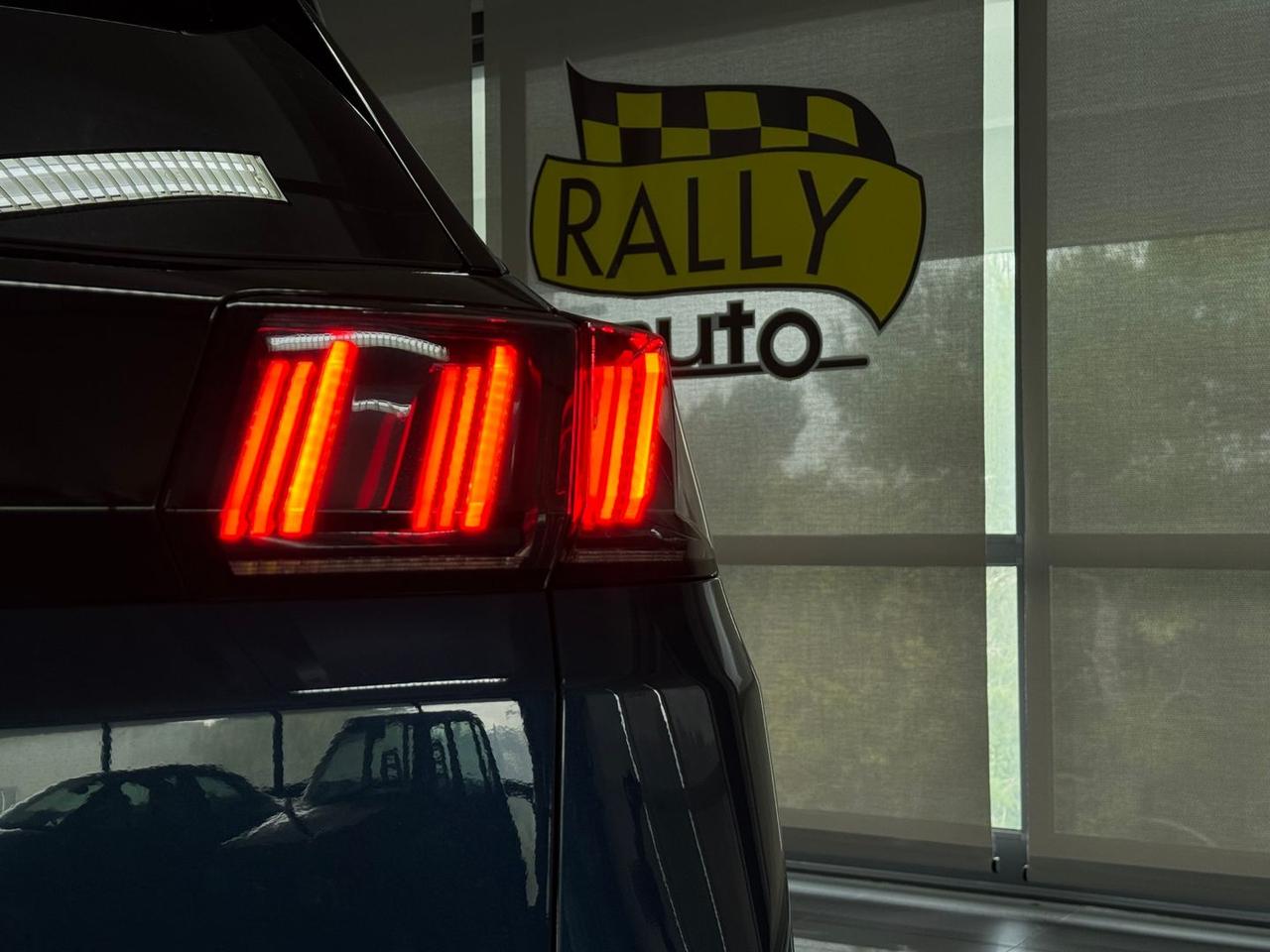 Peugeot 3008 Allure Pack 1.5 Blue HDI 130 #10227