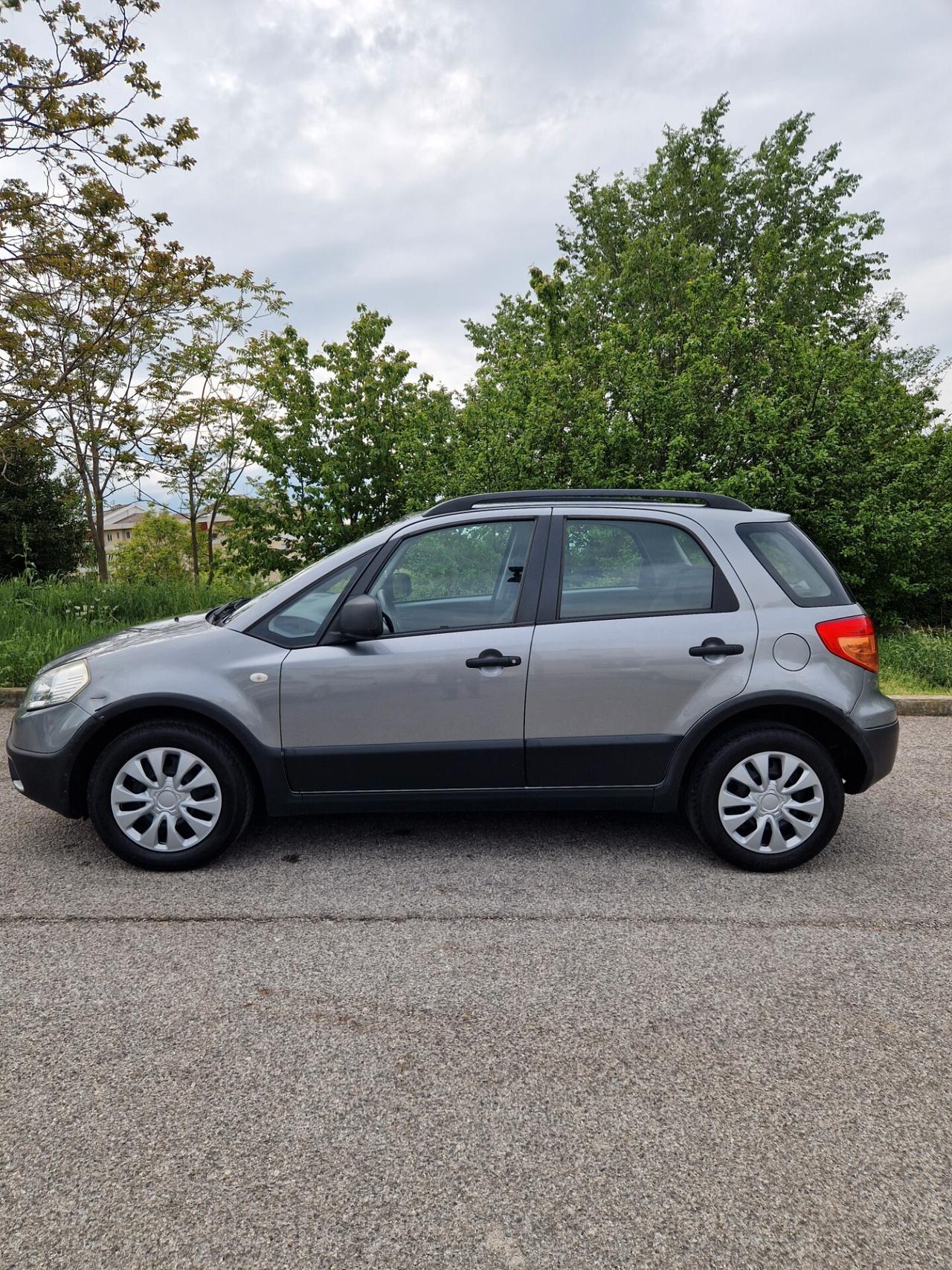 Fiat Sedici 1.6 16V 120CV - Garanzia 12 Mesi