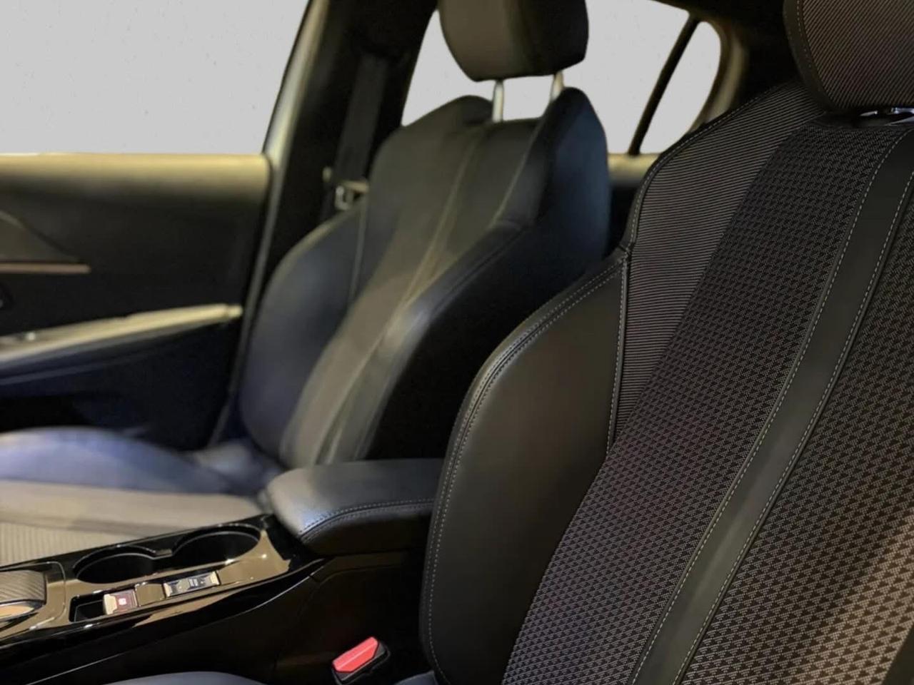 Peugeot 208 GT 130 CV Automatico