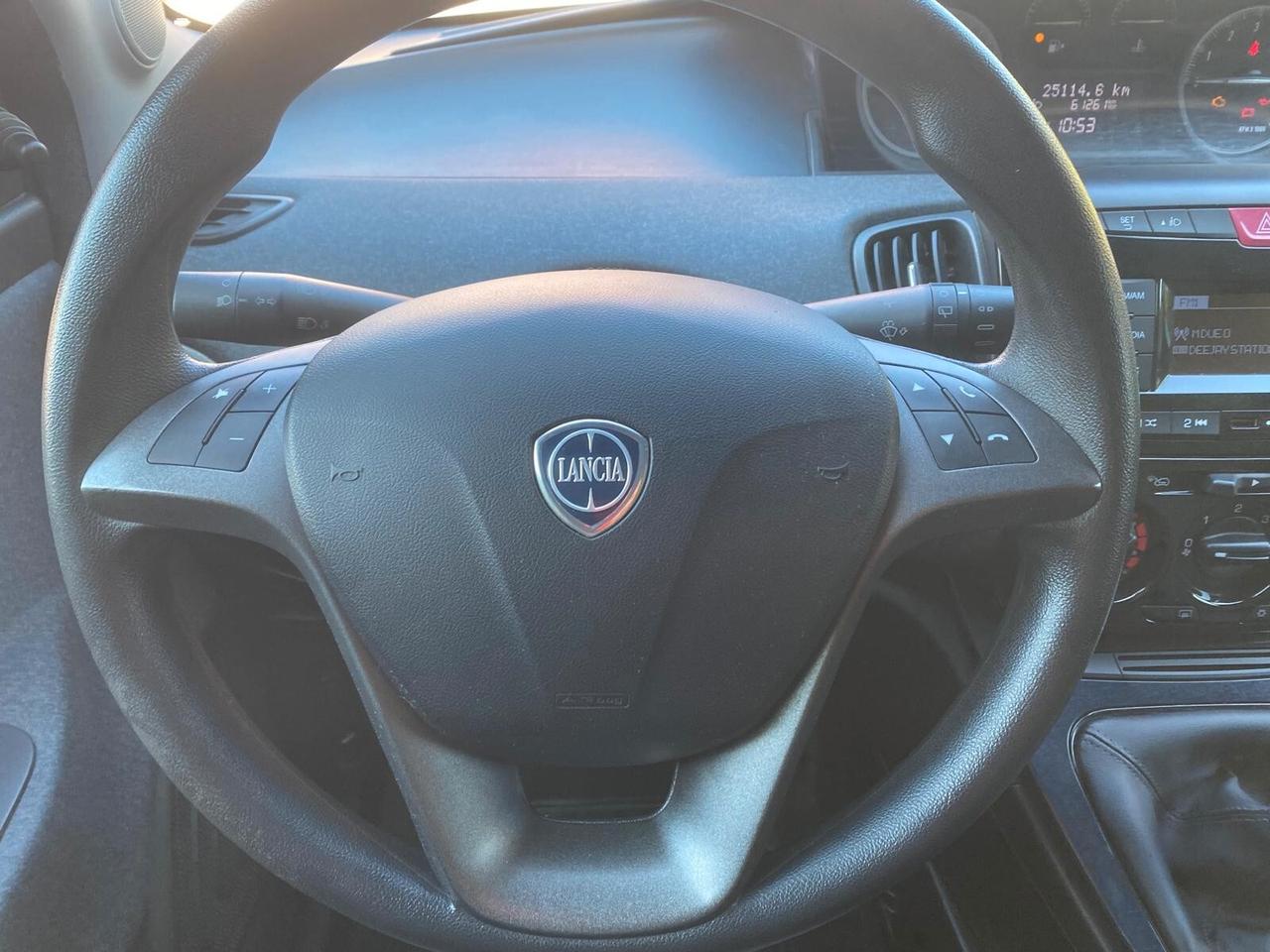 Lancia Ypsilon 1.2 69 CV 5 porte S&S Gold