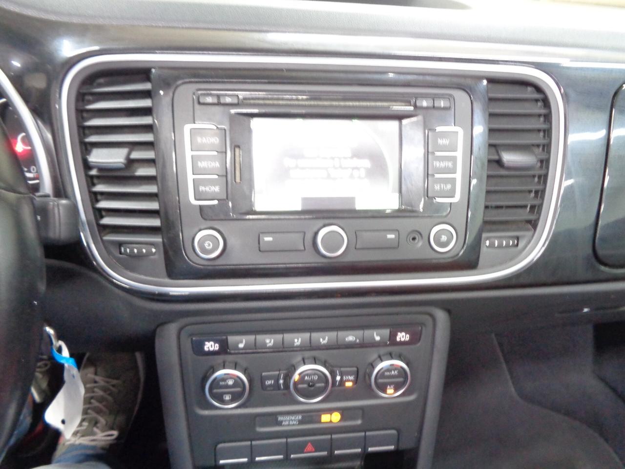 Volkswagen Maggiolino Cabrio 1.2 TSI Design