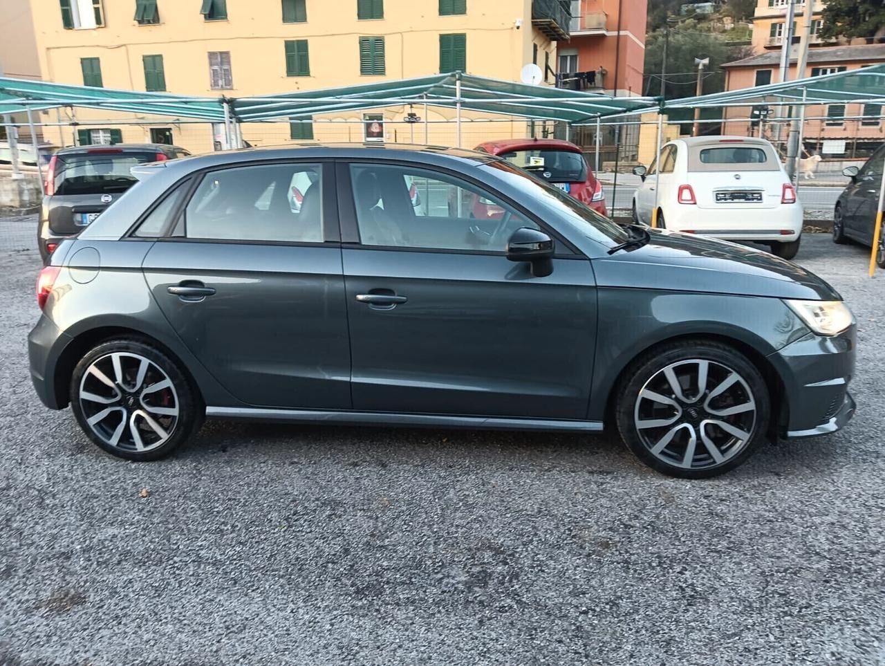 Audi A1 S1 2.0 TFSI quattro