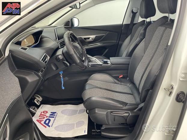 Peugeot 3008 BlueHDi 120 S&S Allure