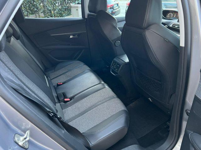 PEUGEOT 3008 BlueHDi 120 S&S Allure