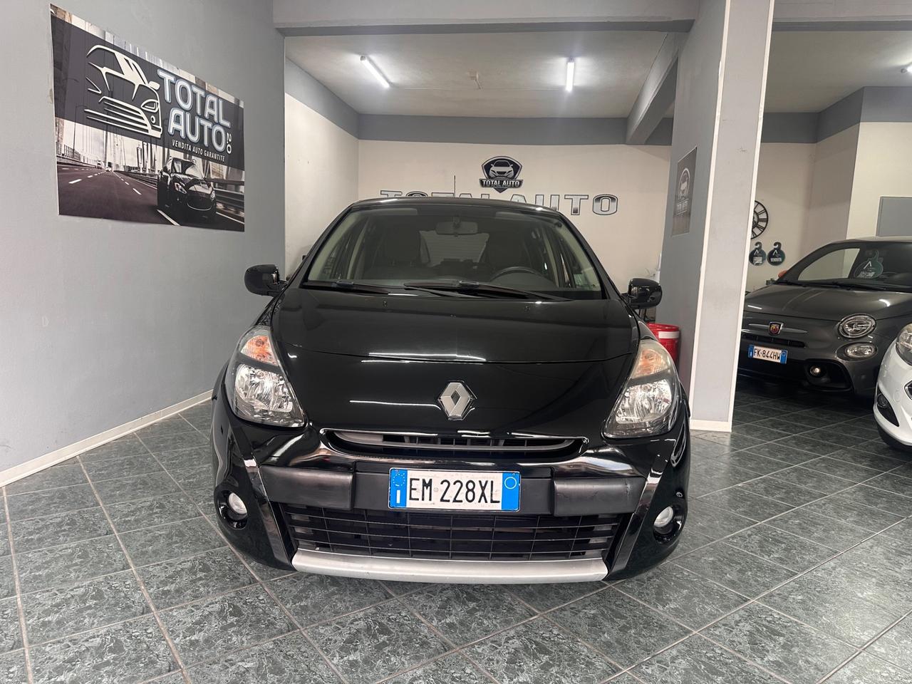 Renault Clio 1.2 16V 5 porte GPL Dynamique