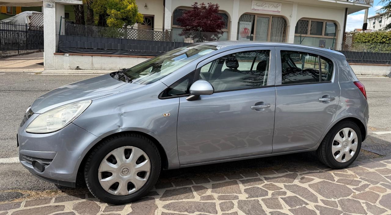 Opel Corsa 1.2 5 porte Enjoy