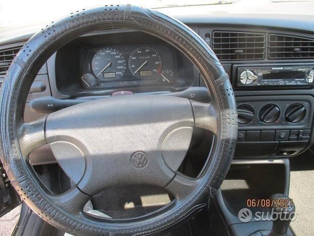 Volkswagen Golf 1.8/90 CV cat 5 porte GL