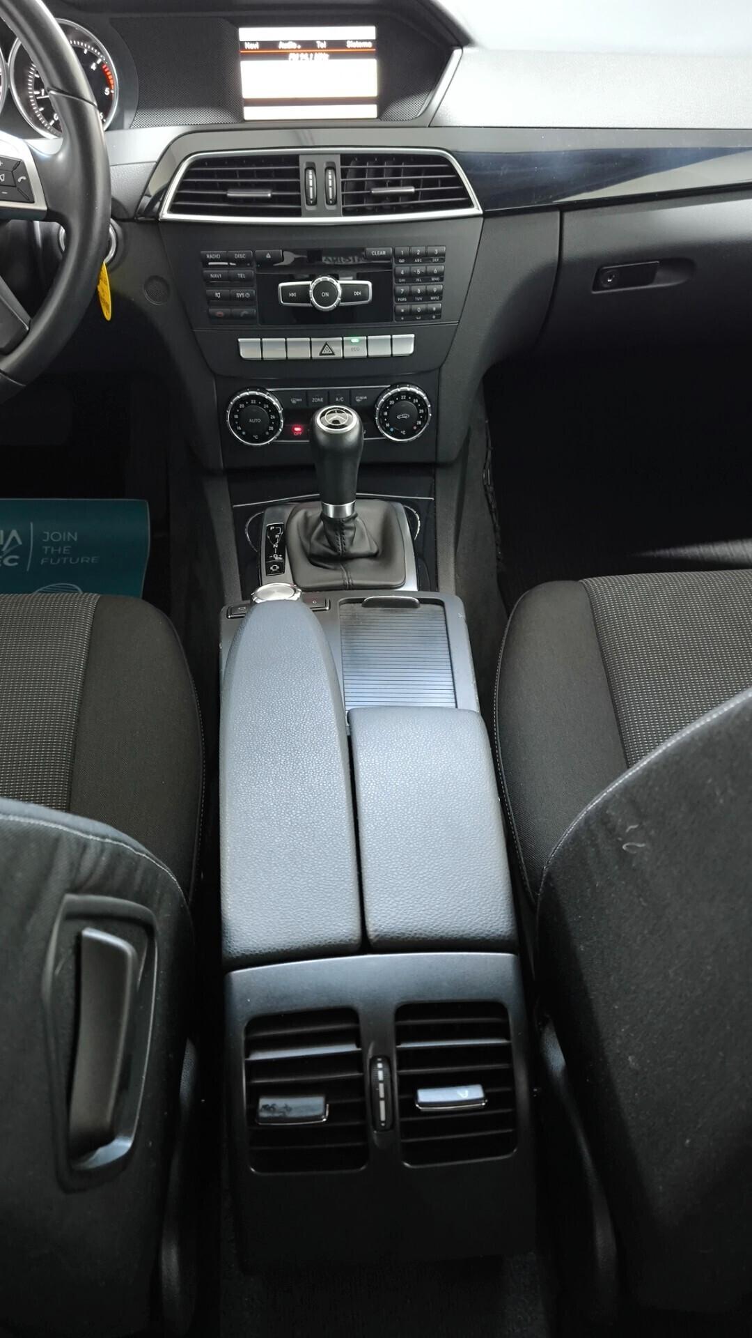 Mercedes-benz C 200 CDI BlueEFFICIENCY Avantgarde