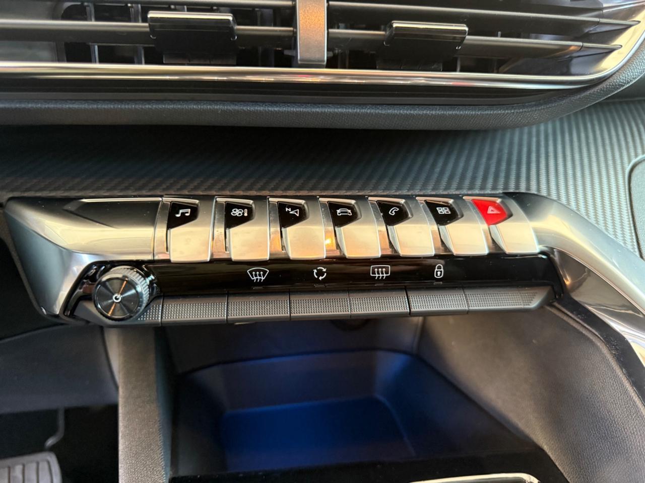 Peugeot 3008 PureTech Turbo 130 S&S EAT8 Active Pack
