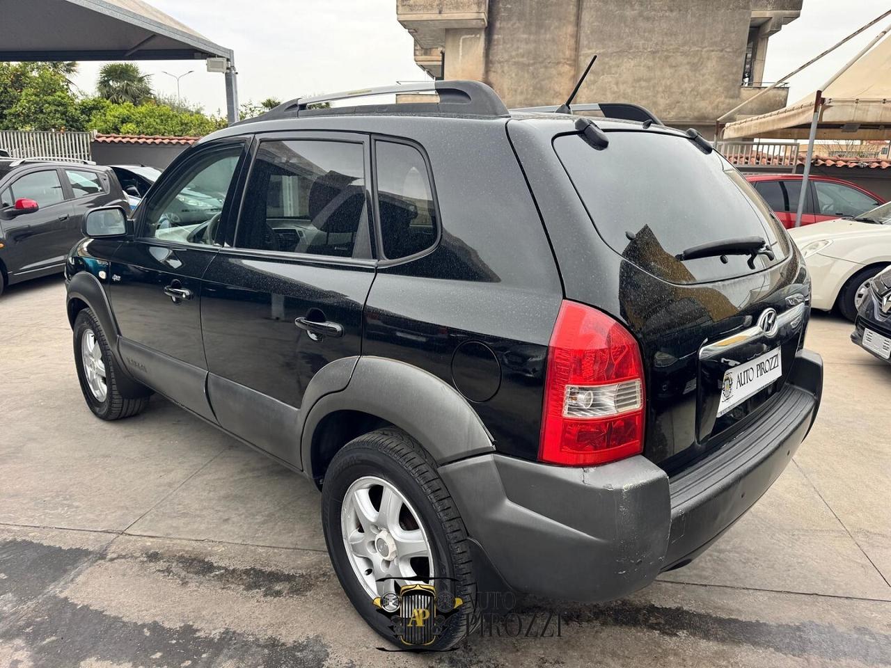 Hyundai TUCSON 2.0cc 111 Cv 82 kw diesel cambio Au