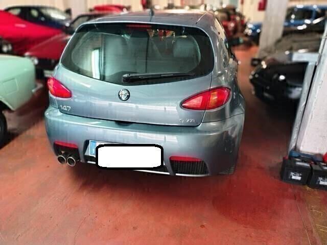 Alfa Romeo 147 gta 3200 v6