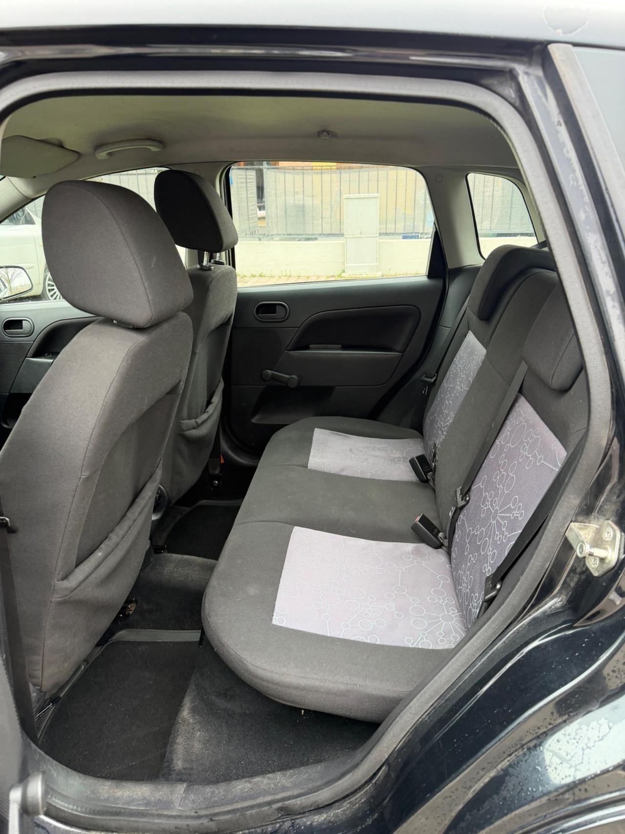 Ford Fiesta 1.4 TDCi 5p. Titanium