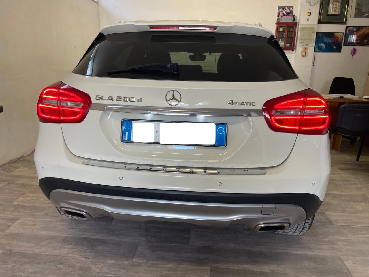 Mercedes-benz GLA 200 d Automatic 4Matic Premium Tetto Pelle