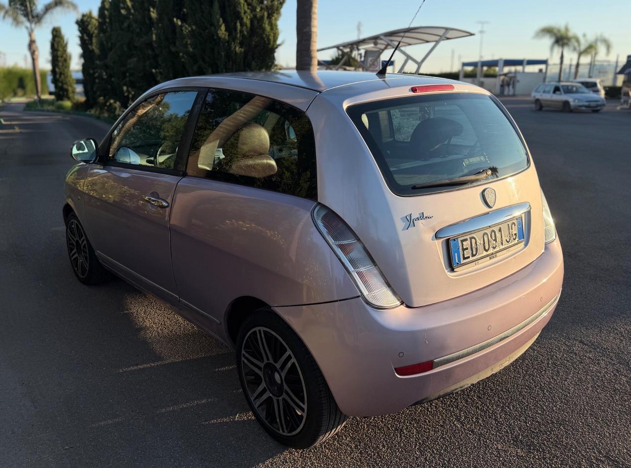 LANCIA YPSILON 1.3 MJT 75CV ELLE (55kw) SOLI 156.000KM!!