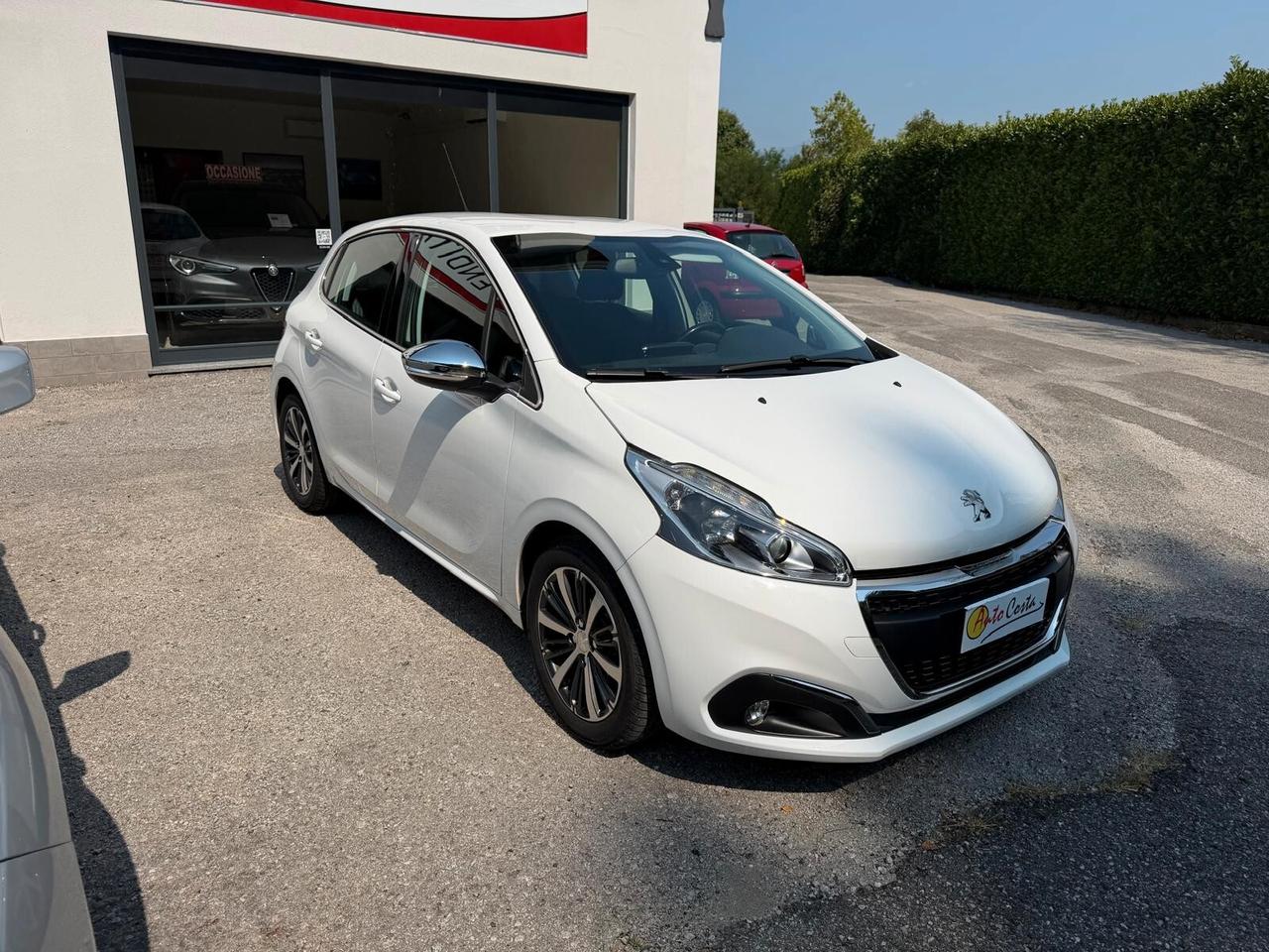 Peugeot 208 1.2 82 5 porte Allure