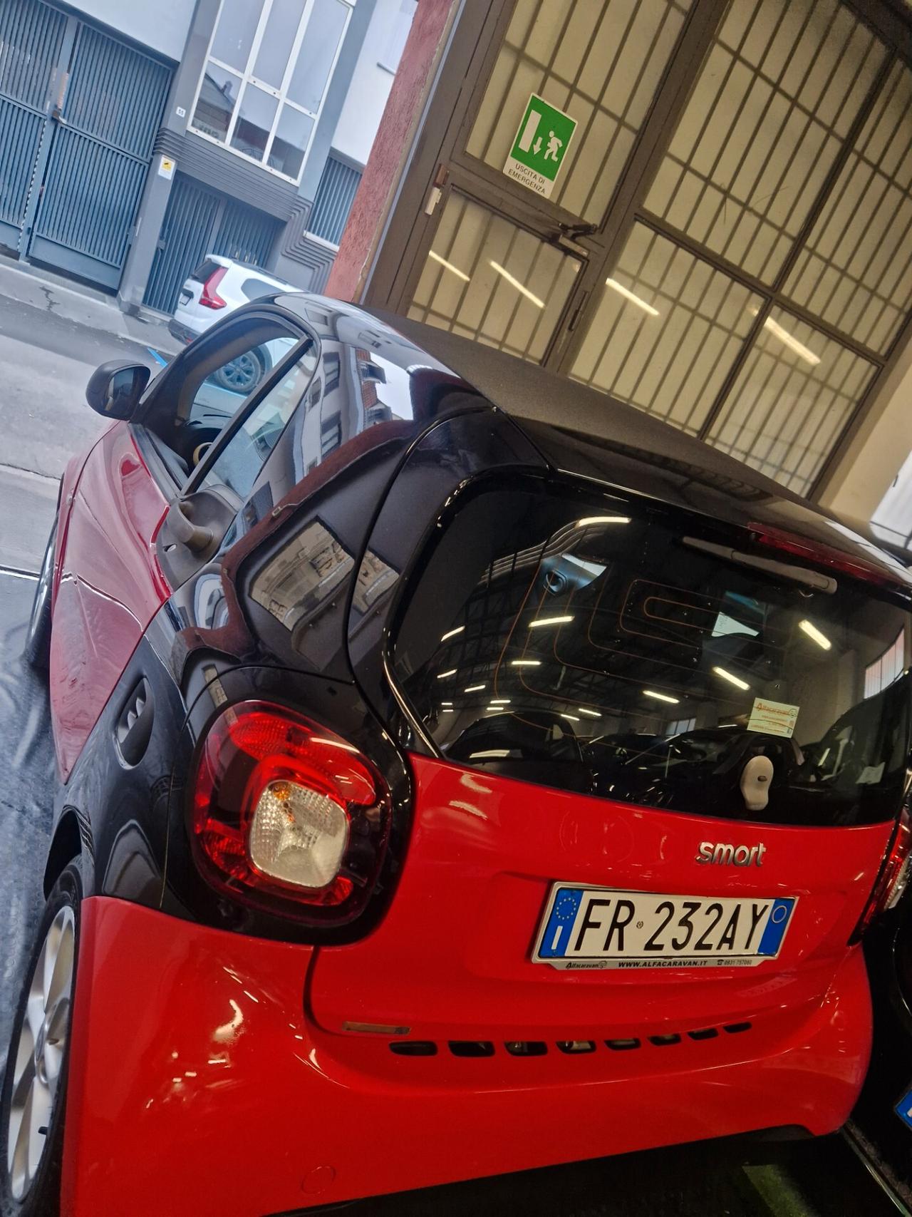 2018 automatica solo 40000km garanzia