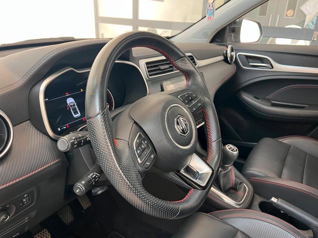 Mg ZS 1.5 Luxury