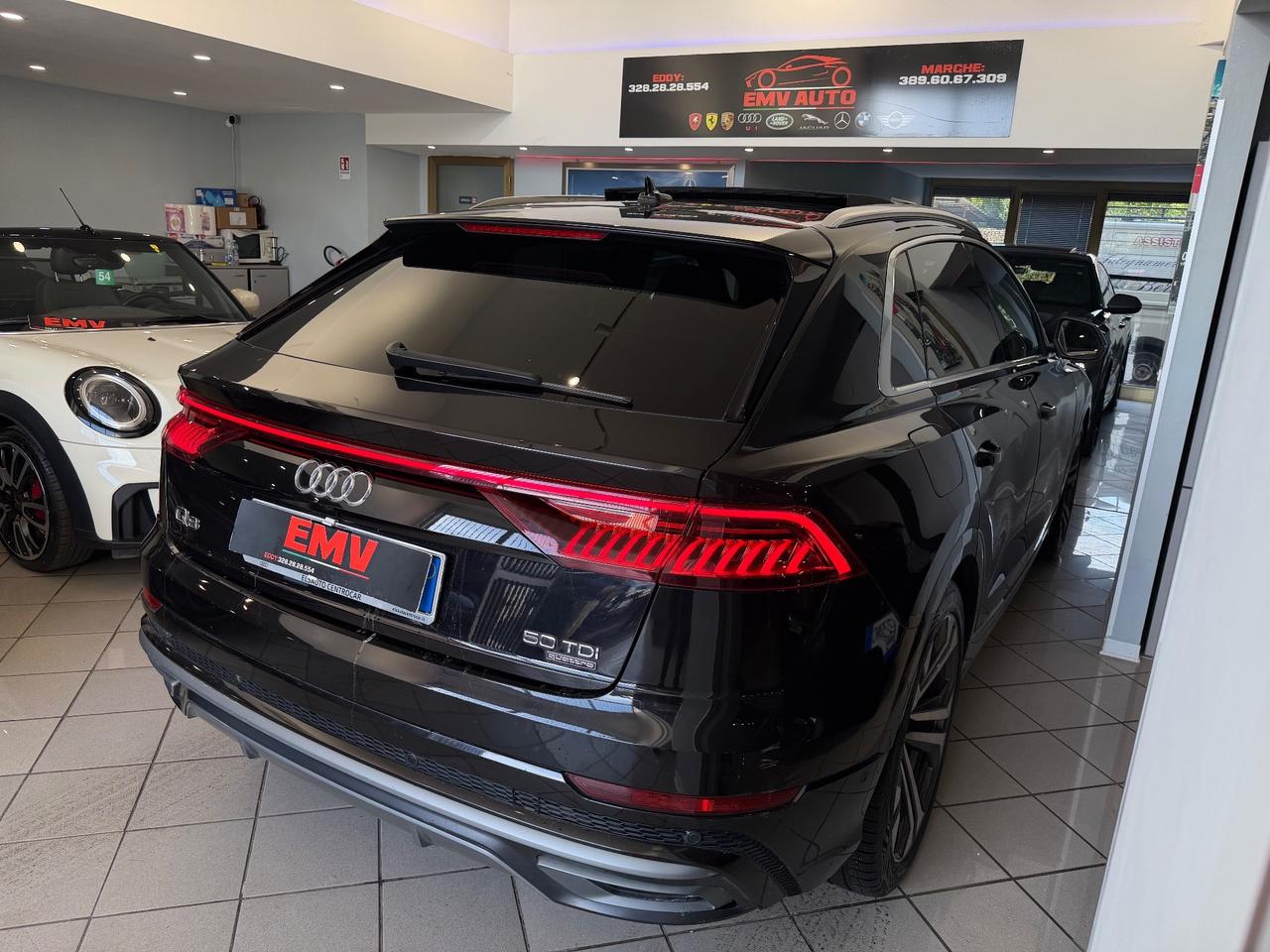 Audi Q8 45 TDI quattro tiptronic S-LINE..