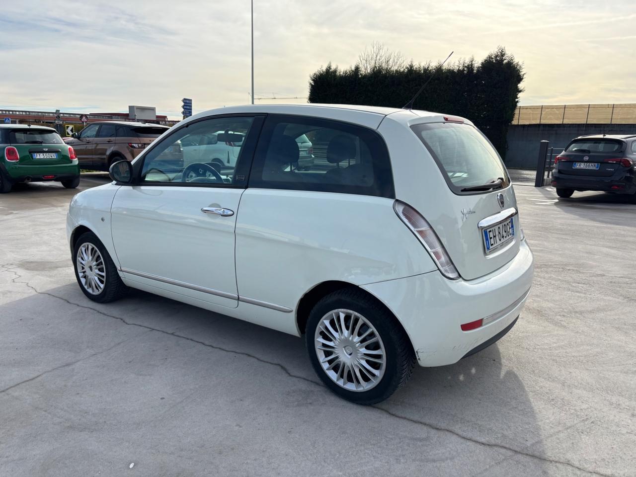 Lancia Ypsilon 1.2 69 CV Diva