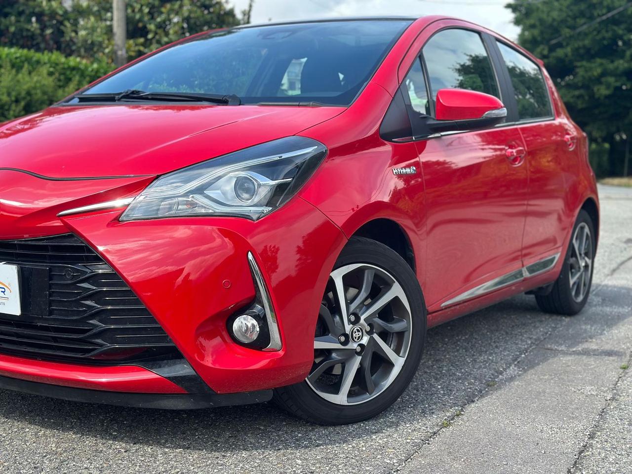 Toyota Yaris Style 1.5 VVT-i HEV