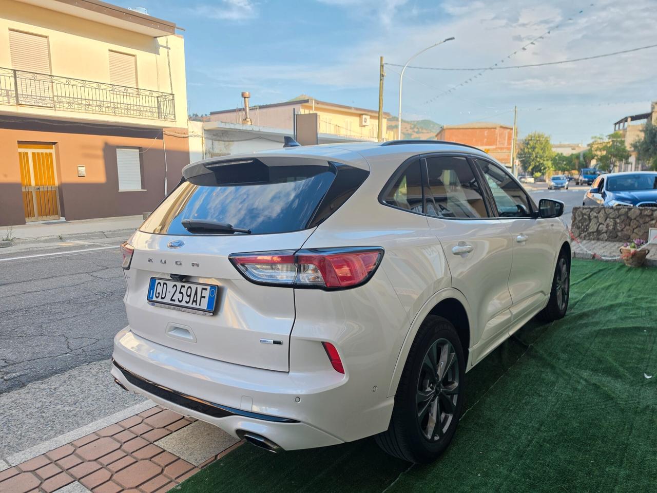 Ford Kuga 2.0 EcoBlue Hybrid 150 CV 2WD ST-Line