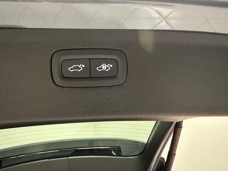 Volvo XC90 XC90 B5 (d) AWD aut. 7 POSTI | IVA ESPOSTA