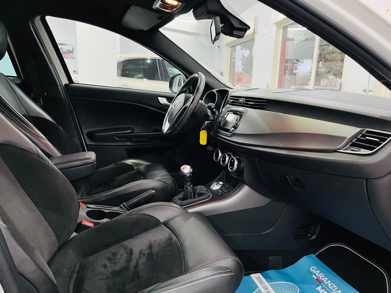Alfa Romeo Giulietta 2.0 JTDm-2 150 CV QV-Line 2015
