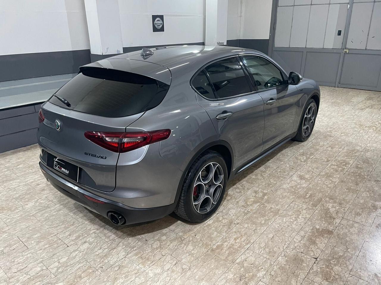 Alfa Romeo Stelvio 2.2 Turbodiesel 190 CV AT8 Q4 Sprint
