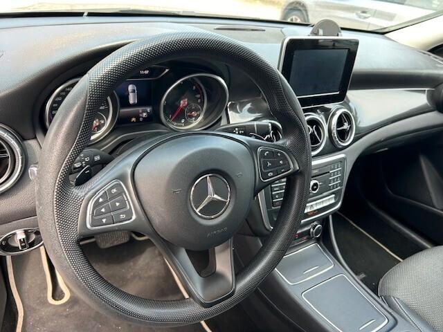 Mercedes-benz CLA 180 CLA 180 d S.W. Automatic Business