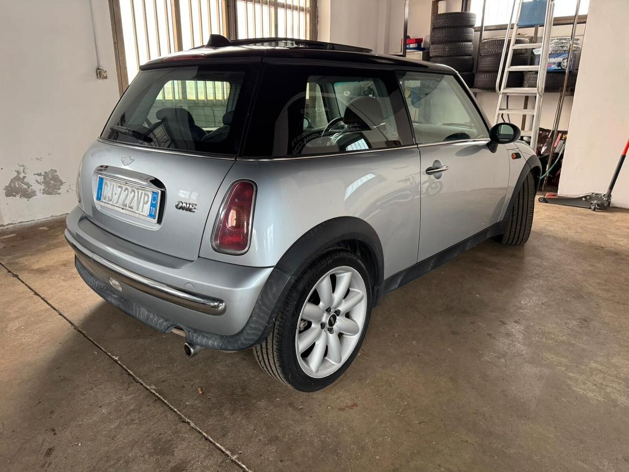 Mini 1.6 16V One de luxe