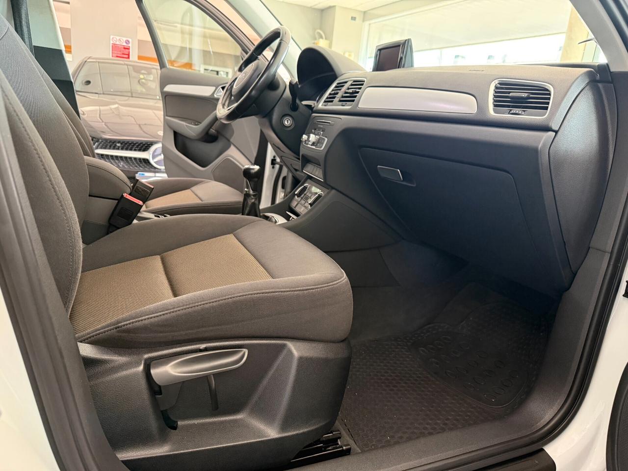 Audi Q3 2.0 tdi Business 150cv GANCIO TRAINO !
