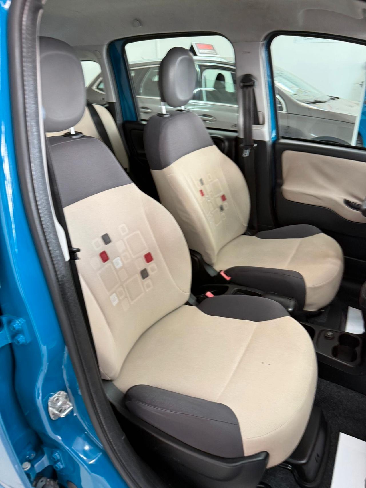 Fiat Panda 0.9 TwinAir Turbo Natural Power Lounge