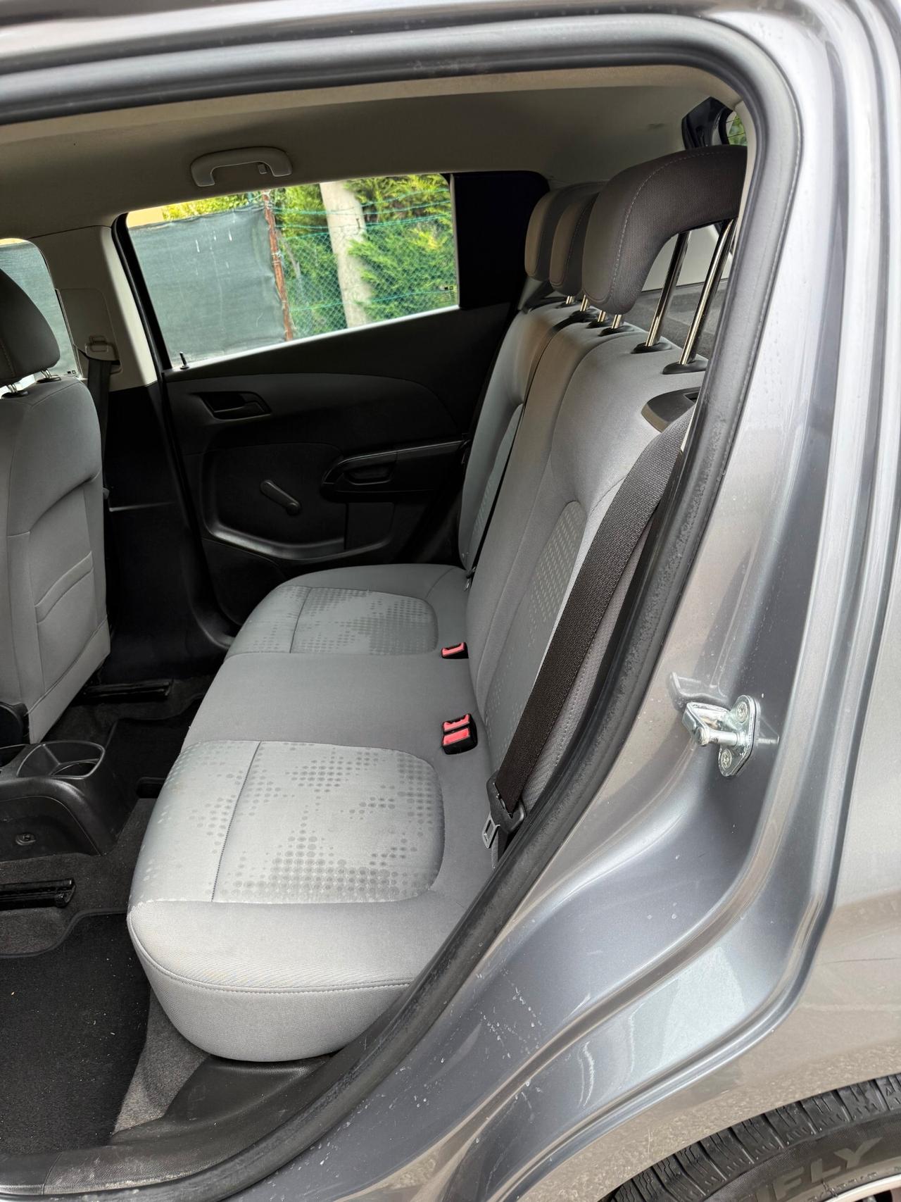 Chevrolet Aveo 1.2 - NEOPATENTATI - 12 MESI DI GARANZIA -